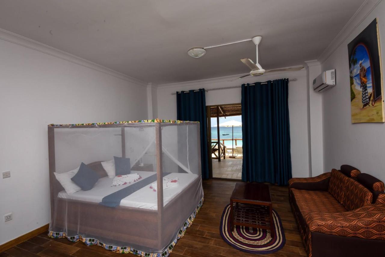 Faridu Beach 3*